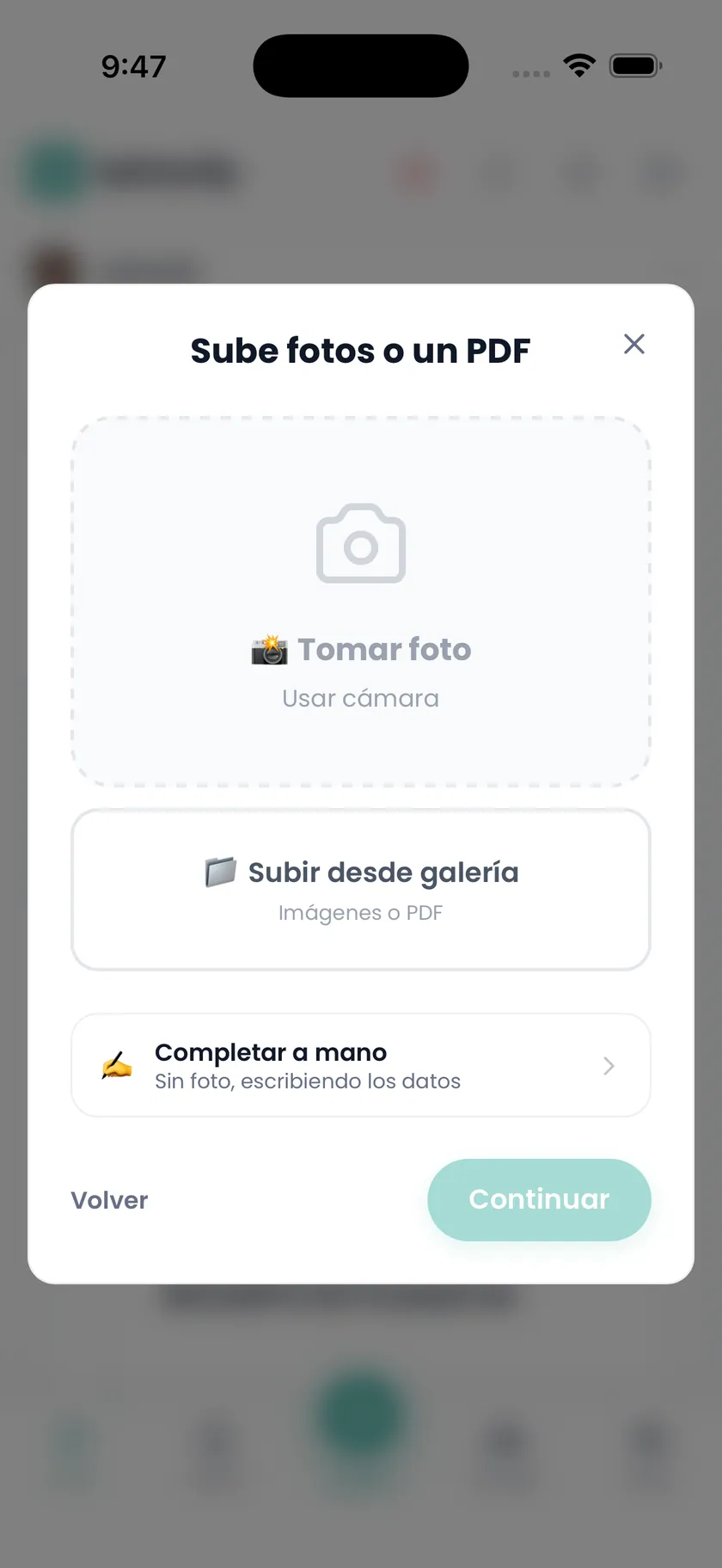 Pantalla de beFamily para subir un estudio: tomar foto, subir desde la galería o completar a mano